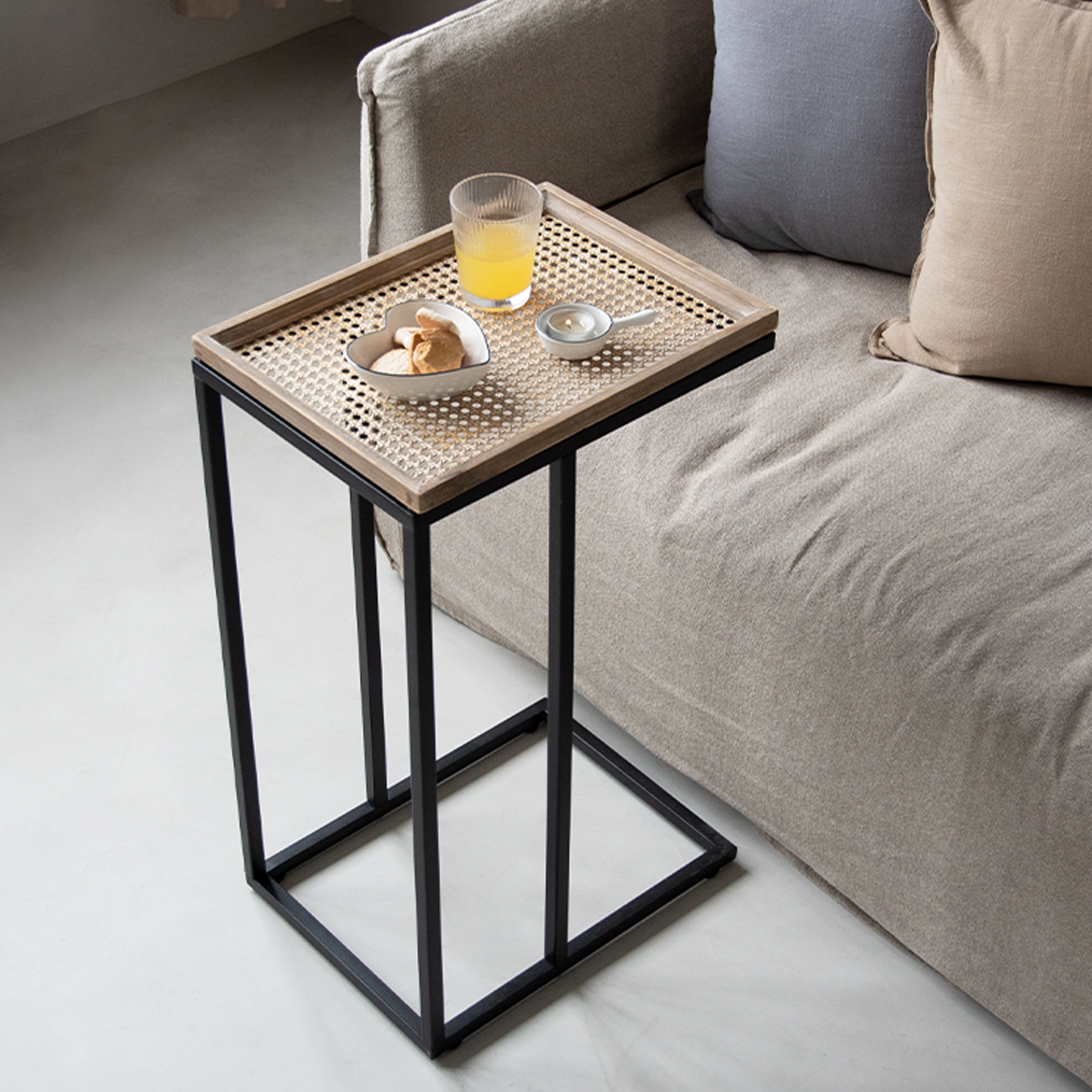 Farmhouse on sale c table