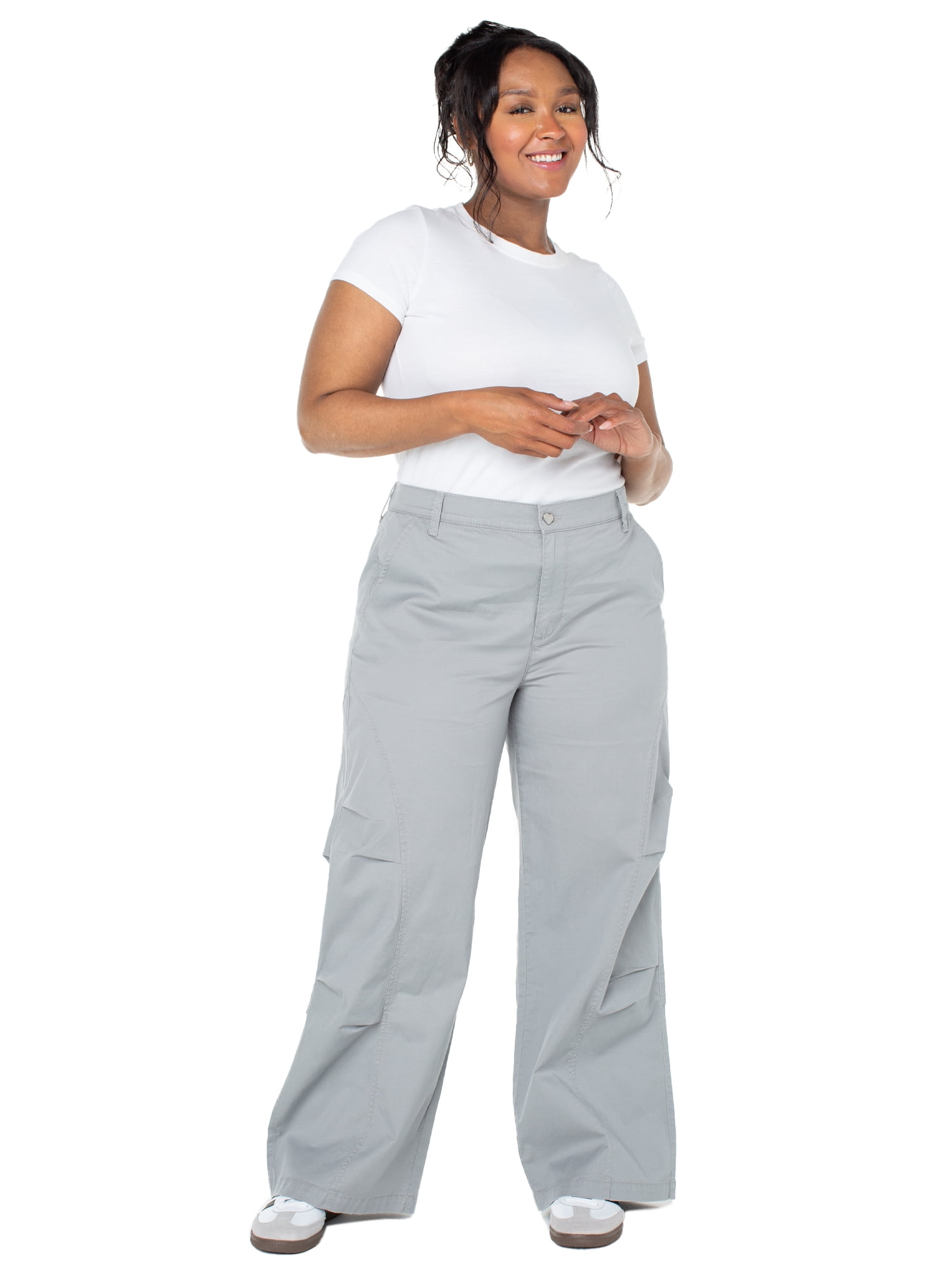 Celebrity Pink Women’s and Women's Plus Wide Leg Cargo Pants, Sizes XS-4X