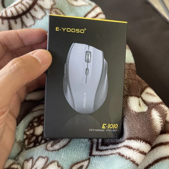 CRESTIN- Mouse E-Yooso 2.4G Wireless Optical/ Mouse E-1010 Brand New Free Fast Shipping
