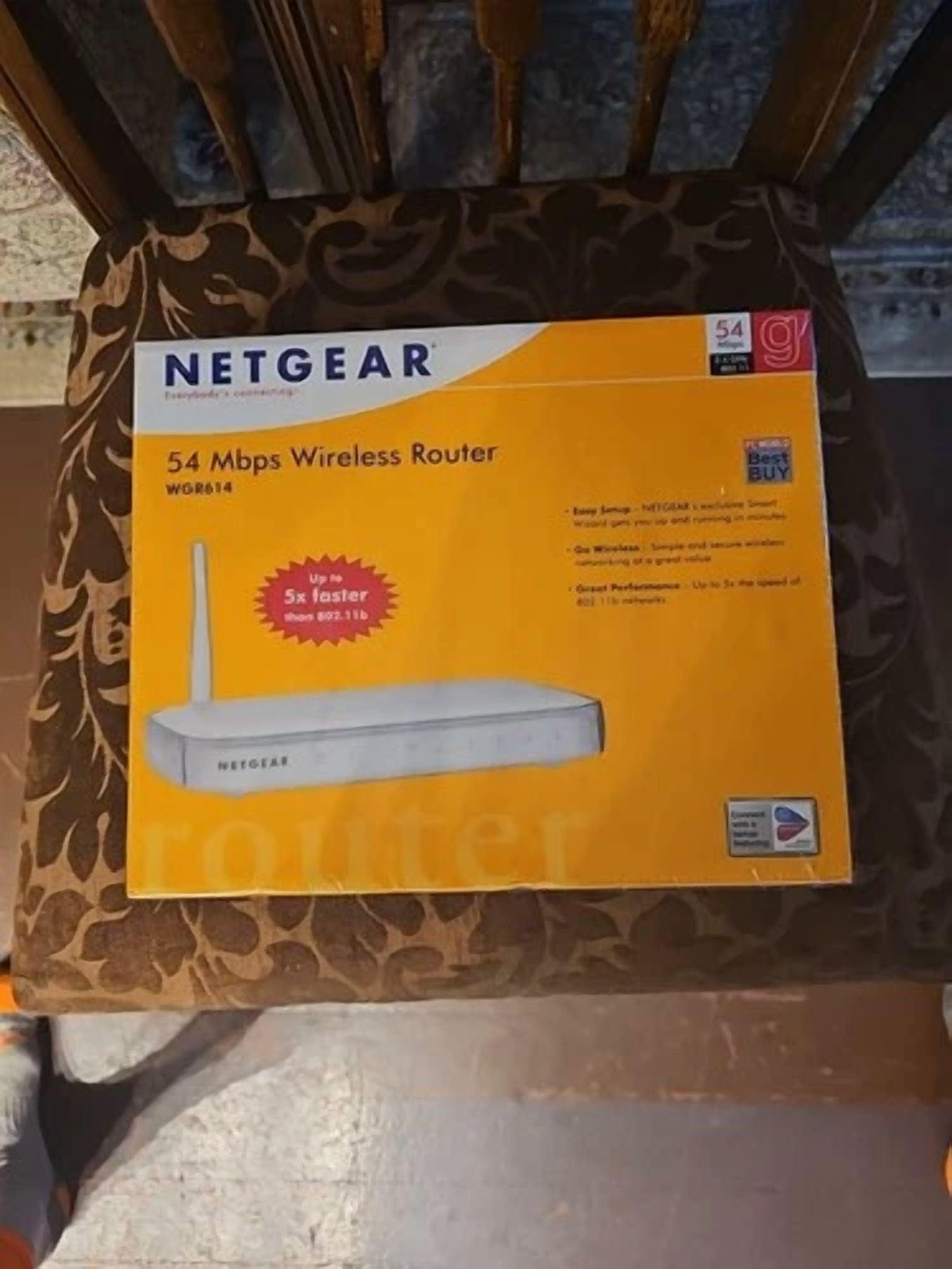 CRESTIN- Netgear Wgr614 54 Mbps 4-Port 10/100 Wireless G Router (Wgr614Na)