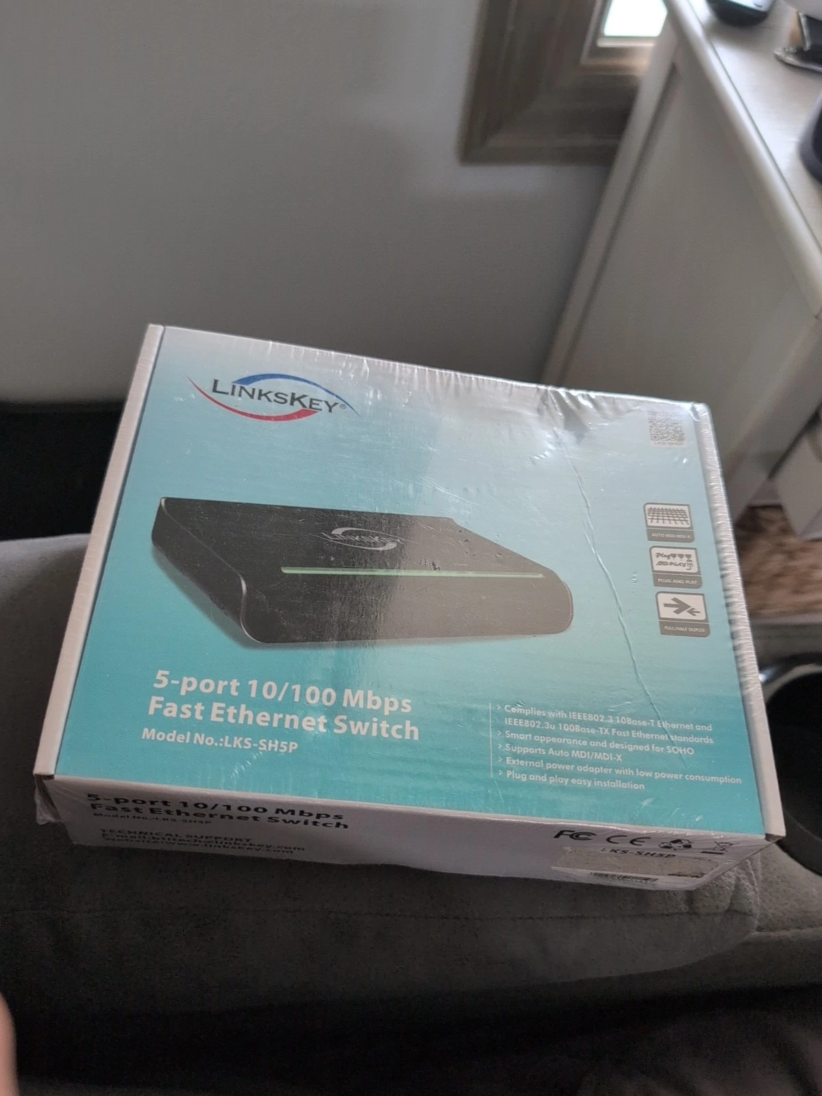 CRESTIN- New Linkskey 5 Port 10/100 Mbps Fast Ethernet Switch Lks-Sh5P