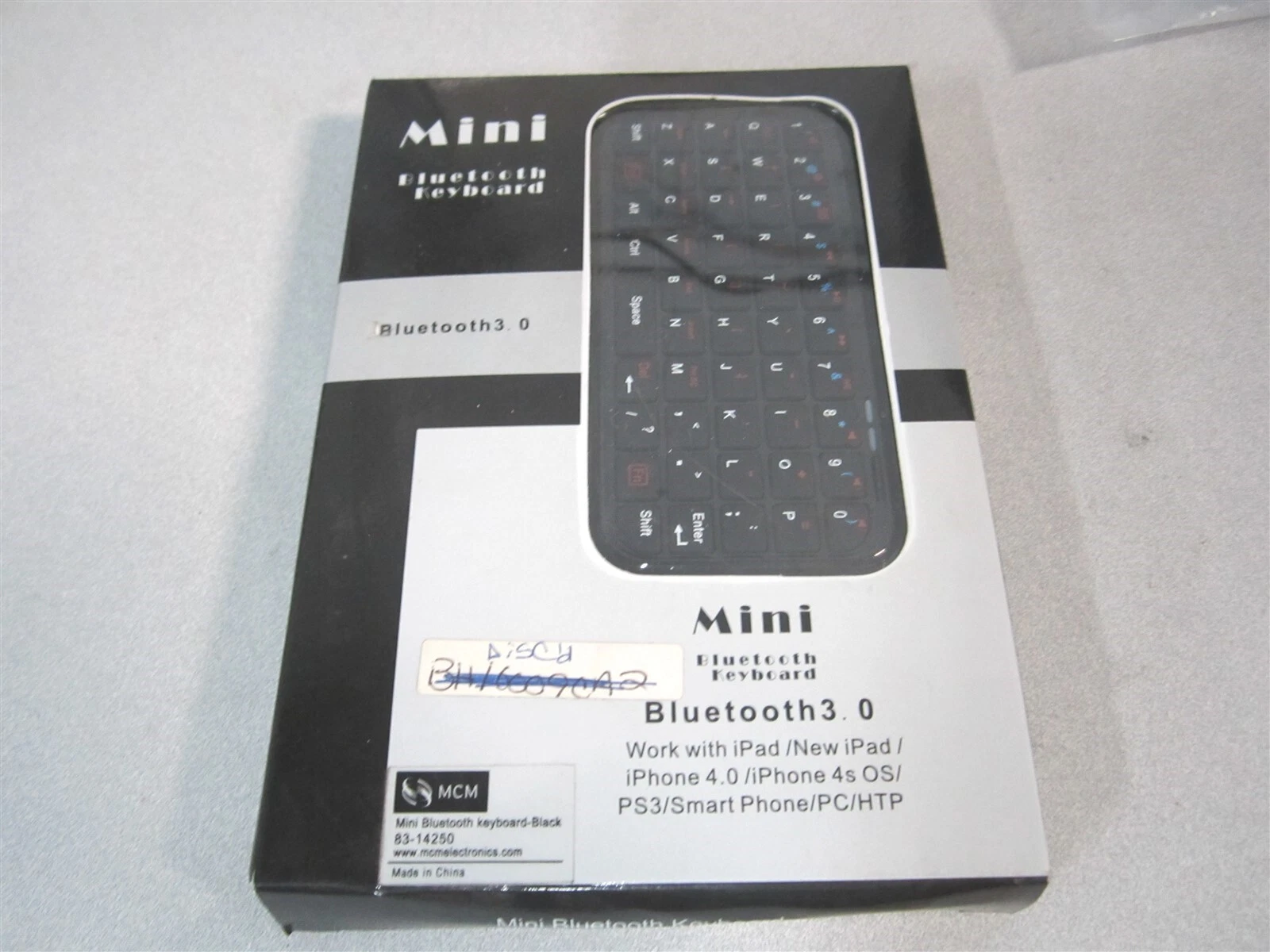 CRESTIN- SIANA- Mcm (83-14250) Black Bluetooth 3.0 Rechargable Mini Keyboard