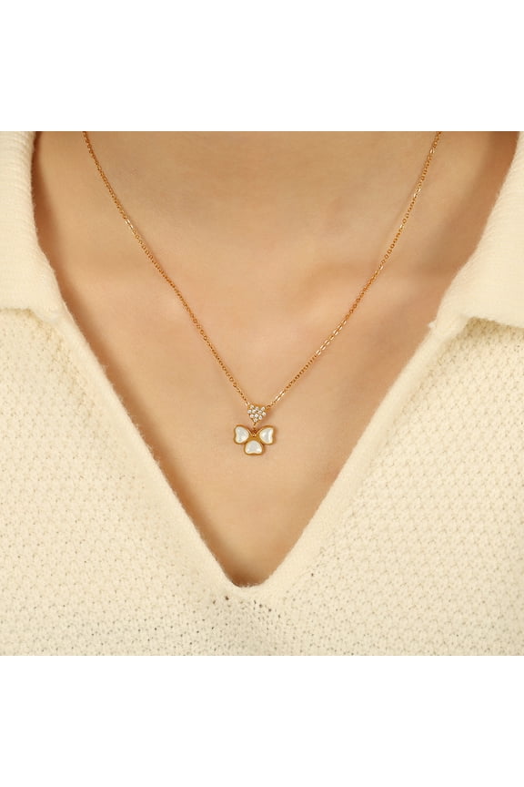 18K Gold Plated White Mother of Pearl Four Leaf Clover Necklace, Dainty Paved Zircon Heart Charm Clavicle Chain, Elegant High-End Minimalist Jewelry for Women