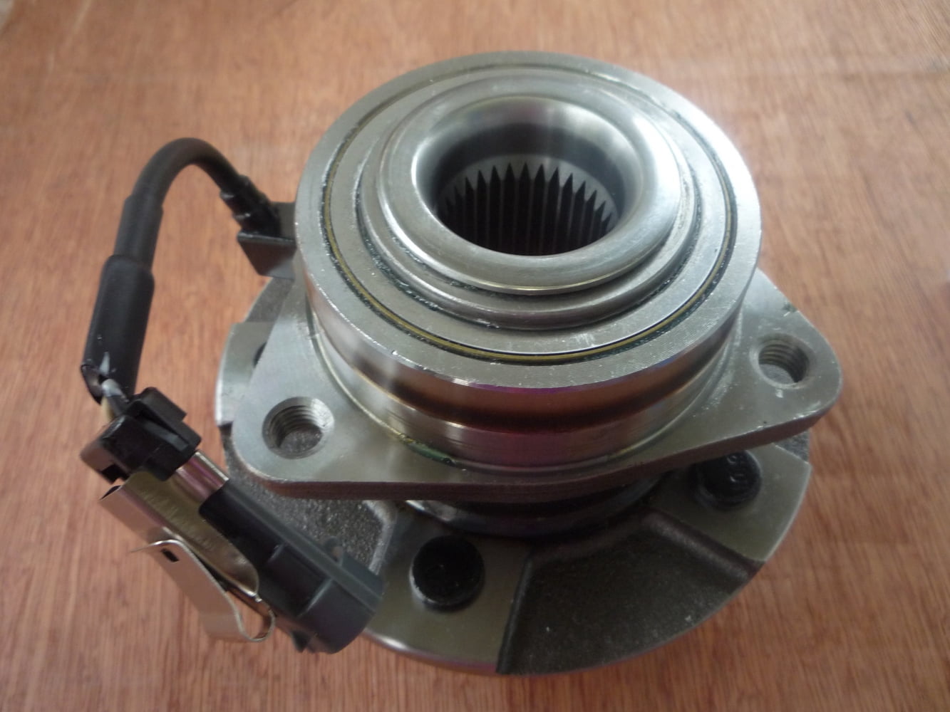 CRS NT513189 Wheel Bearing and Hub Assembly