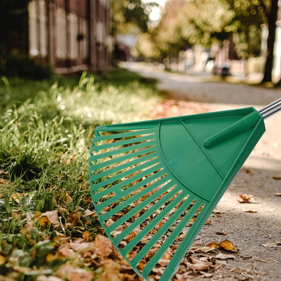 CTIRCHIU Plastic Leaf Rake with Ergonomic Handle Lightweight Yard Tool for Garden Cleanup
