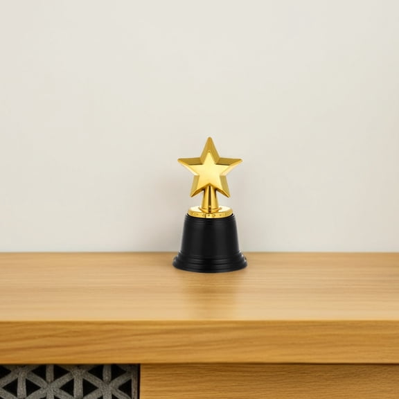 CTIRCHIU 5Pcs Plastic Plated Gold Trophy Awards Star Shaped Trophies for Contest Participants Durable Design