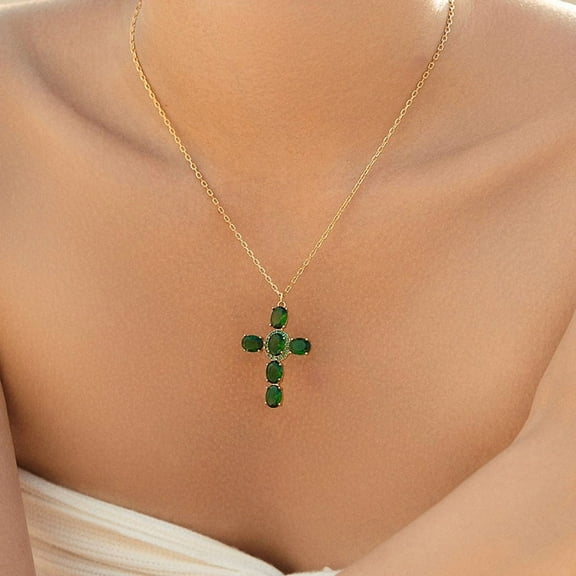 CUKIXA 18K Gold Plated Cross Pendant Necklace for Women, Cubic Zirconia (CZ), Adjustable 16.1–19.7 in (41–50 cm) O-Chain, Dainty Minimalist Fashion Jewelry, Gift-Ready