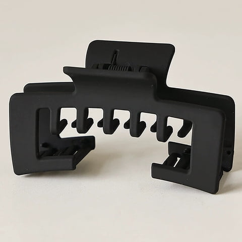 Hat-Friendly Claw Clips for Baseball Caps Hat Hair Clips Strong Hold for Women, Claw Clips for Thick Hair Hat Hairstyles, Gifts Hair Accessories Matte Black