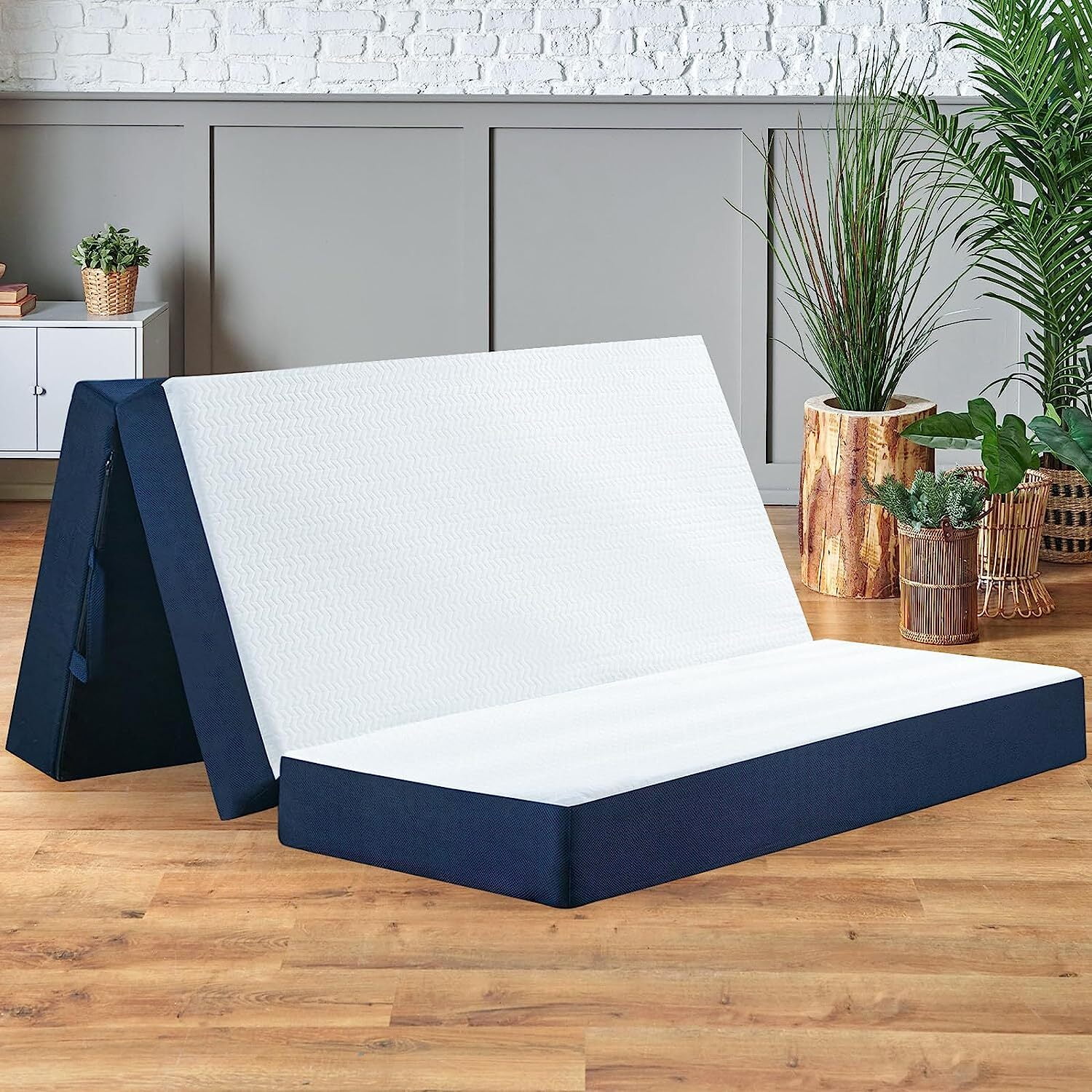 Tri-Fold Folding Mattress w/ Storage & Carry Case (75 x 25 x 4)