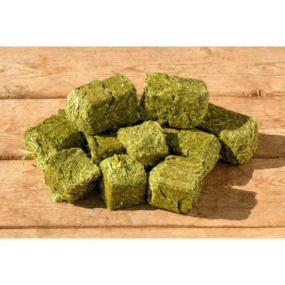 CZ Grain Alfalfa Cubes for Feeding - Rabbits, Goats, Chickens, Cattle, Horses, All Animals Love Alfalfa Cubes (1 Pound)