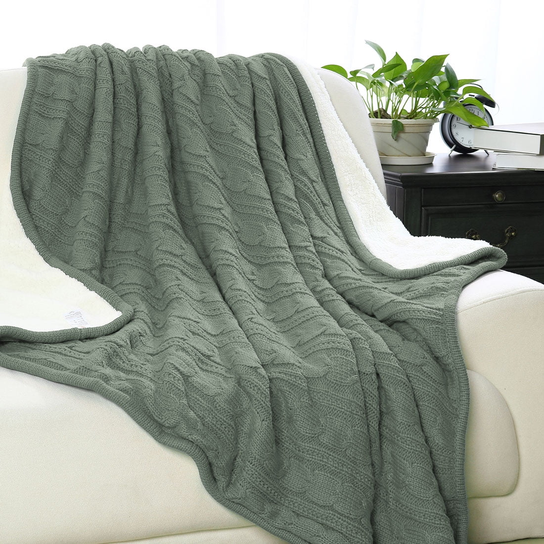 Cable knit fleece discount blanket