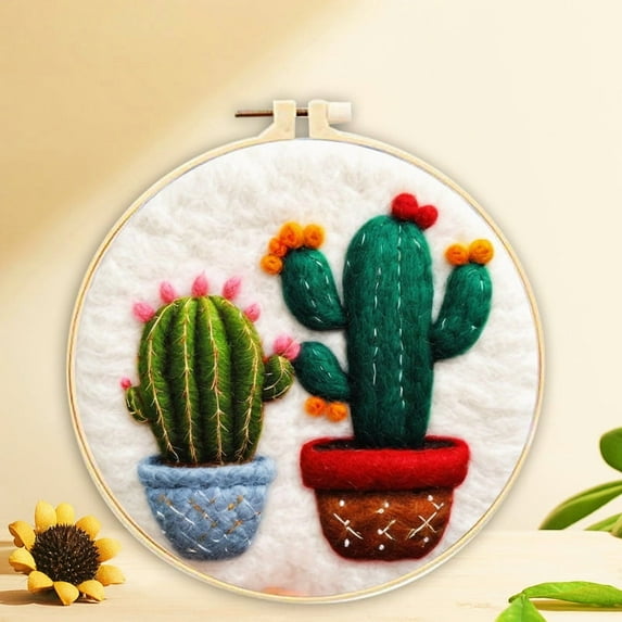 Cactus Needle Felting Kit Beginner Felt Painting Set with Decorative Frame Suitable for Home Decoration Christmas Gift
