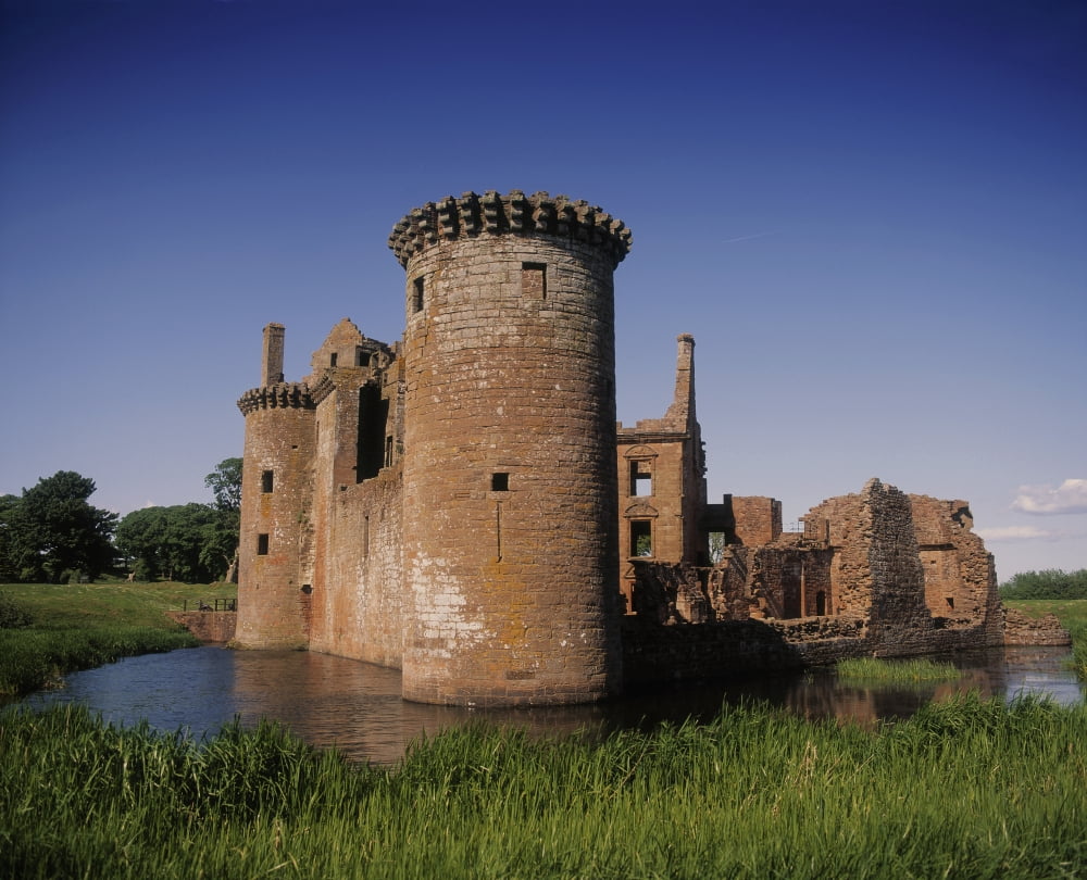 Caerlaverock Castle Dumfries Scotland 13Th Century Triangular Moated Castle Canvas Art - The Irish Image Collection Design Pics (30 x 24)