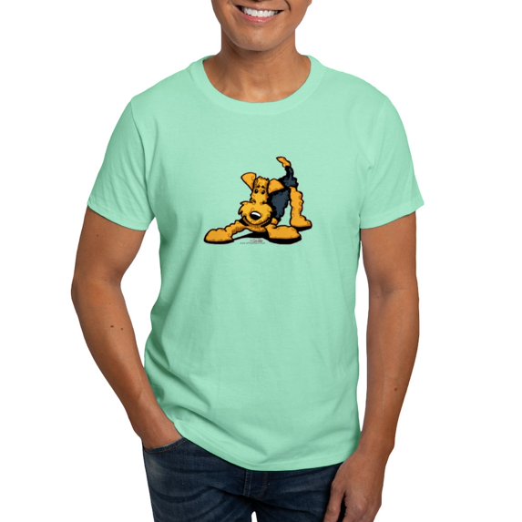 CafePress - Airedale At Play Dark T Shirt - Men's Classic Graphic Cotton T-Shirt