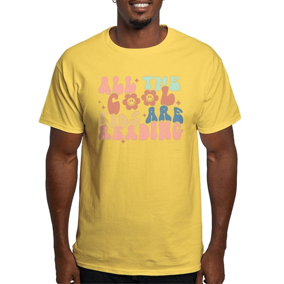 CafePress - All The Cool Kids Are Reading T Shirt - Men's Classic Graphic T-Shirt