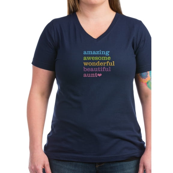 CafePress - Amazing Aunt Women's V Neck Dark T Shirt - Women's V-Neck Dark T-Shirt