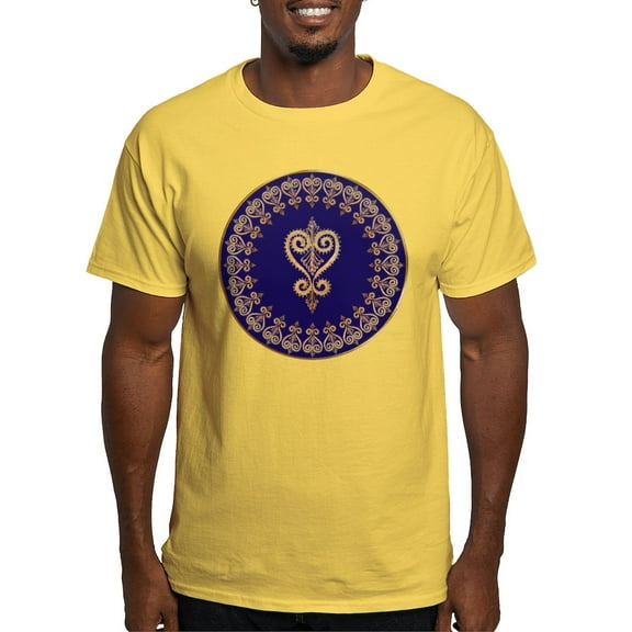 CafePress - Armenian Heart Mandala Light T Shirt - Men's Classic Graphic T-Shirt