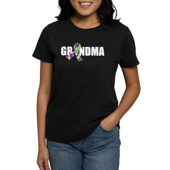 CafePress - Autism Grandma Women's Classic T Shirt - Women's Traditional Fit Dark T-Shirt