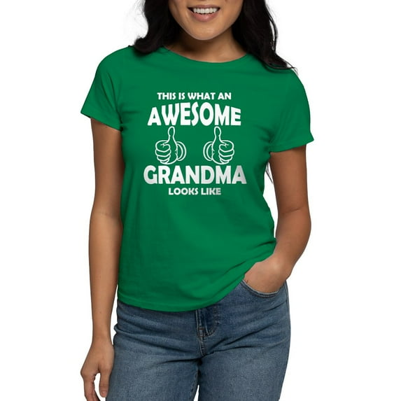 CafePress - Awesome Grandma Looks Like T Shirt - Women's Traditional Fit Dark T-Shirt