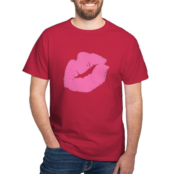 CafePress - Big Pink Smooch Dark T Shirt - Men's Classic Graphic Cotton T-Shirt