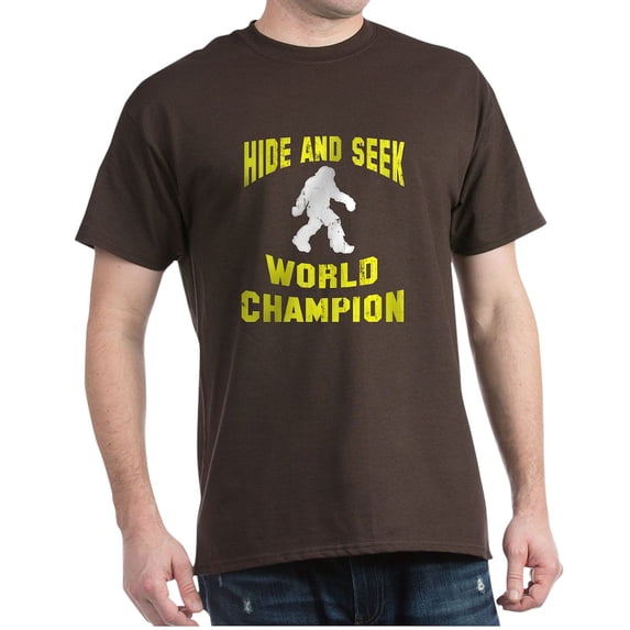 CafePress - Bigfoot Hide And Seek Dark T Shirt - Men's Classic Graphic Cotton T-Shirt