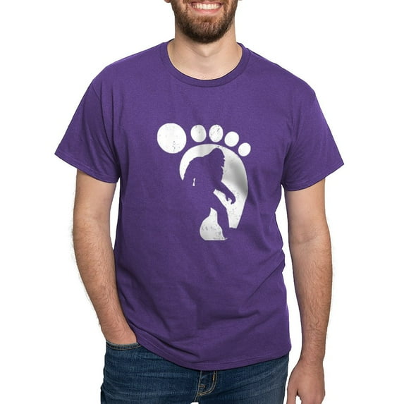 CafePress - Bigfoot T Shirt - Men's Classic Graphic Cotton T-Shirt
