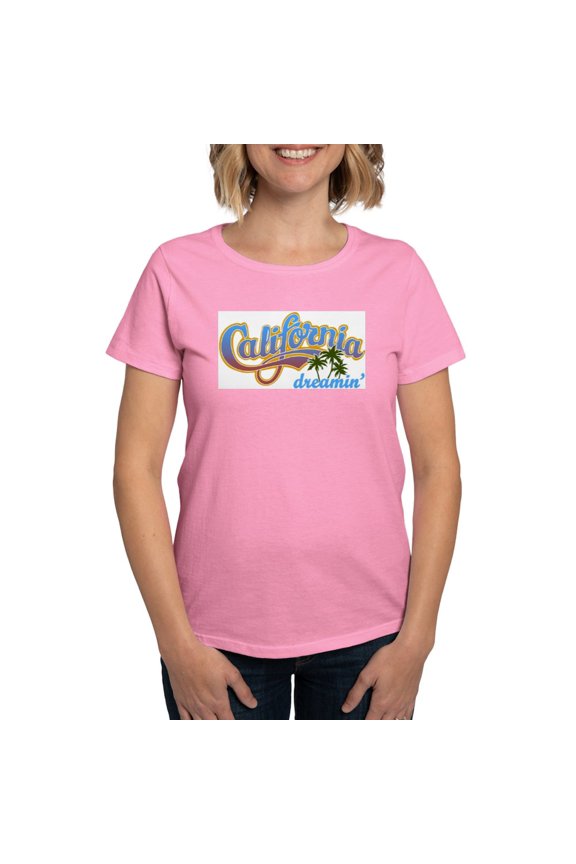 - CALIFORNIA DREAMIN T Shirt - Women's Traditional Fit Dark T-Shirt