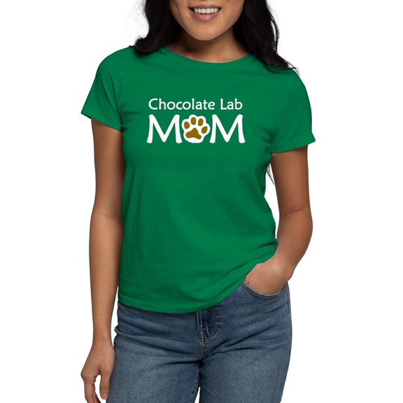 CafePress - Chocolate Lab Mom T Shirt - Women's Traditional Fit Dark T-Shirt