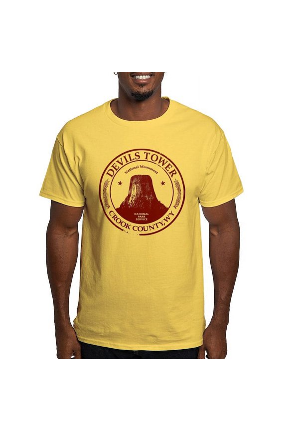 - Devils Tower Light T Shirt - Men's Classic Graphic T-Shirt