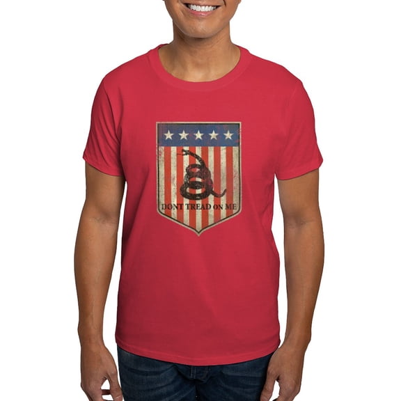 CafePress - Dont Tread On Me Distressed T Shirt - Men's Classic Graphic Cotton T-Shirt