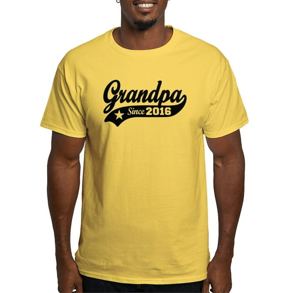 CafePress - Grandpa Since 2016 Light T Shirt - Men's Classic Graphic T-Shirt