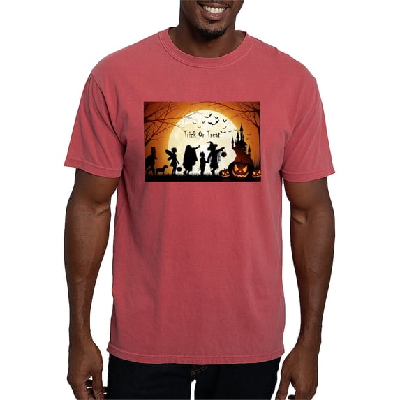CafePress - Halloween Trick Or Treat Kids T Shirt - Mens Comfort Colors Shirt