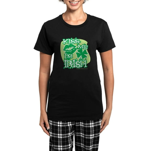 CafePress - Kiss Me Irish. Women's Dark Pajamas - Women's Short Sleeve Print T-Shirt and Pants Dark Cotton Pajama Set
