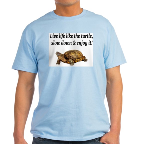 CafePress - LOVE A TURTLE Light T Shirt - Men's Classic Graphic T-Shirt