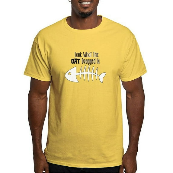CafePress - Look What The Cat Dragged In T Shirt - Men's Classic Graphic T-Shirt