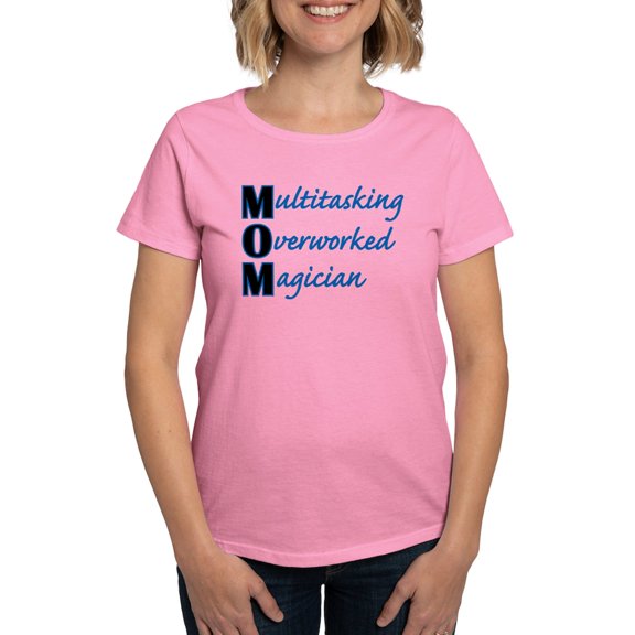 CafePress - MOM Women's Dark T Shirt - Women's Traditional Fit Dark T-Shirt