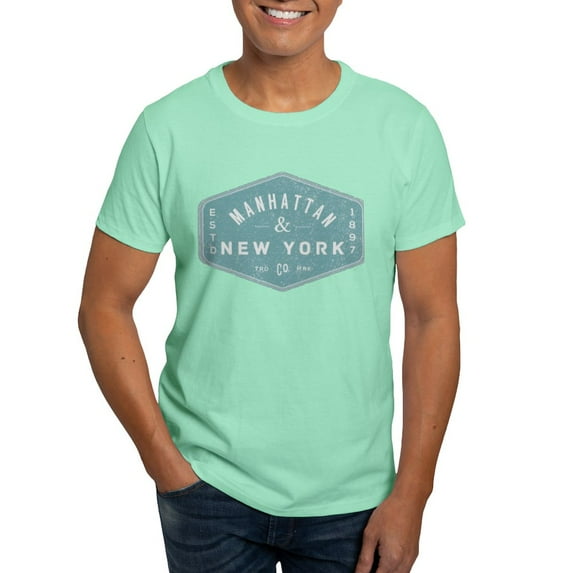 CafePress - Manhattan New York City Vintage Logo Light T Shirt - Men's Classic Graphic Cotton T-Shirt