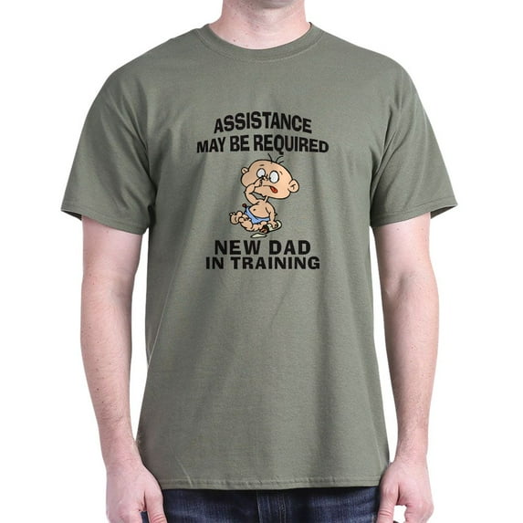 CafePress - New Dad In Training Dark T Shirt - Men's Classic Graphic Cotton T-Shirt