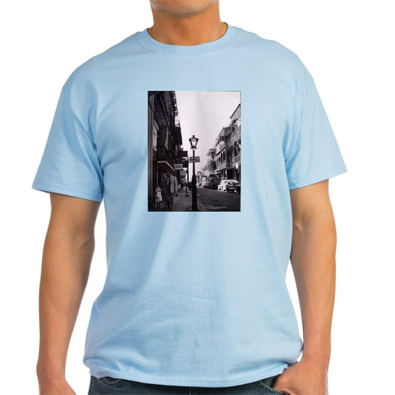 CafePress - New Orleans Light T Shirt - Men's Classic Graphic T-Shirt