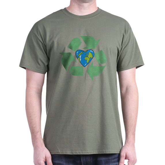 CafePress - Recycle Earth Heart Dark T Shirt - Men's Classic Graphic Cotton T-Shirt