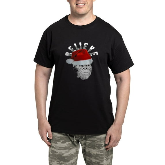CafePress - Sasquatch/Bigfoot Santa BELIEVE Men's Dark Pajamas - Men's Dark Loose Fit Cotton Pajama Set