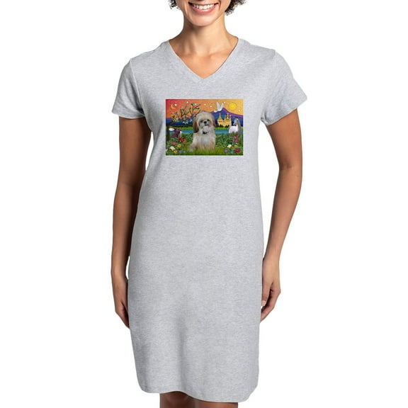CafePress - Shih Tzu In Fantasy Land - Women's Nightshirt