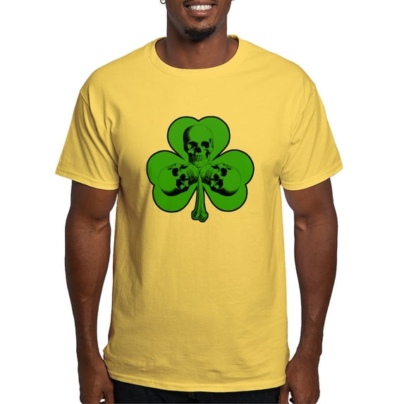 CafePress - Skully Shamrock Light T Shirt - Men's Classic Graphic T-Shirt