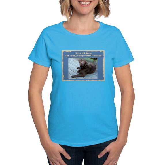 CafePress - Sleep With Chessies Women's Dark T Shirt - Women's Traditional Fit Dark T-Shirt