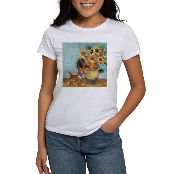 CafePress - Sunflowers & Kitten Women's T Shirt - Women's Classic T-Shirt