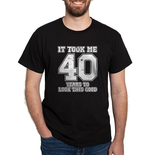 CafePress - This Is What 40 And Awesome Looks Lik Dark T Shirt - Men's Classic Cotton T-Shirts