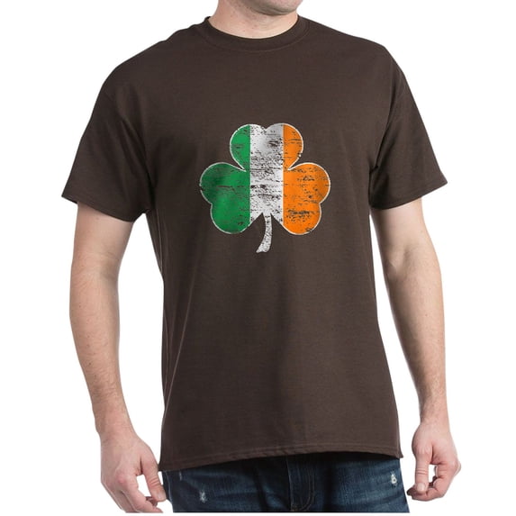 CafePress - Vintage Irish Flag Shamrock T Shirt - Men's Classic Graphic Cotton T-Shirt