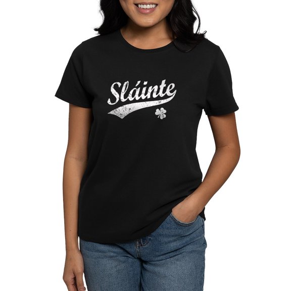 CafePress - Vintage Team Slainte T Shirt - Women's Traditional Fit Dark T-Shirt