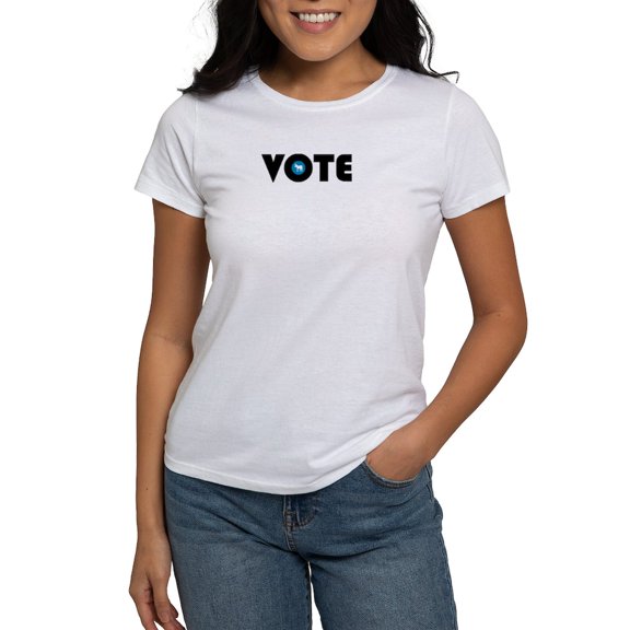 CafePress - Vote Blue Women's T Shirt - Women's Classic T-Shirt