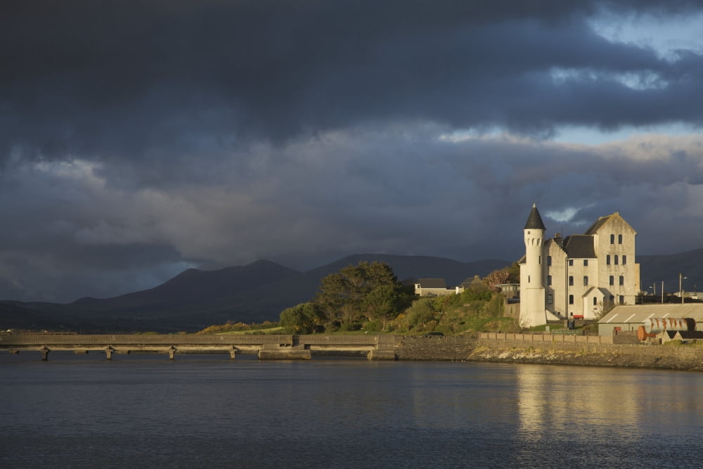 Caherciveen County Kerry Ireland The Old Barracks Canvas Art - Patrick Swan Design Pics (38 x 24)